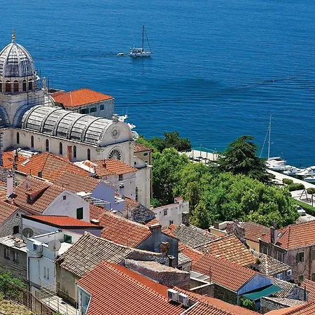 Four-bedroom In Skradin-dubavice *