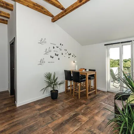 Four-bedroom In Skradin-dubavice