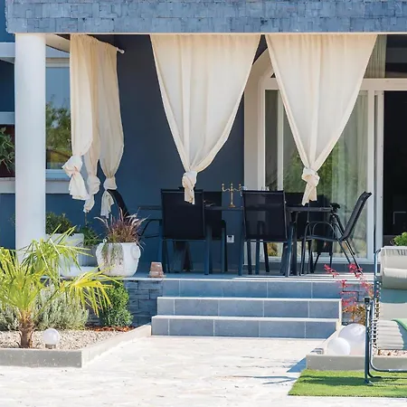 Four-bedroom In Skradin-dubavice 펜션 Culisic