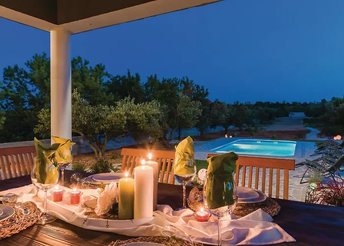 Four-bedroom In Skradin-dubavice Holiday home *