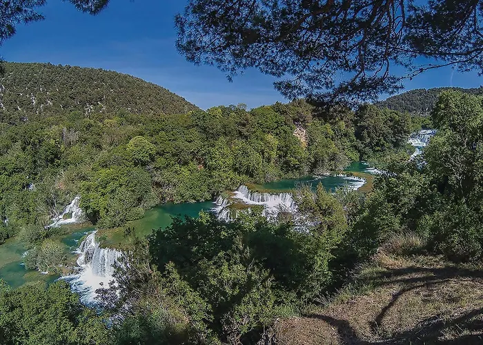 Four-bedroom In Skradin-dubavice Holiday home