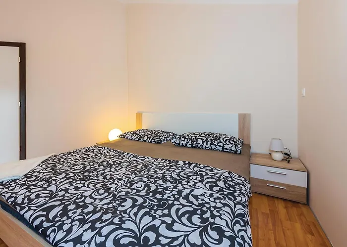 펜션 Four-bedroom In Skradin-dubavice *