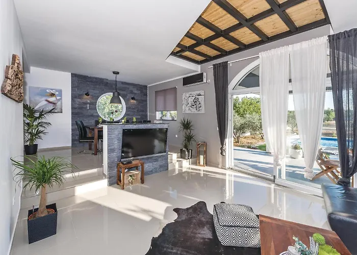 Four-bedroom In Skradin-dubavice 펜션 Culisic